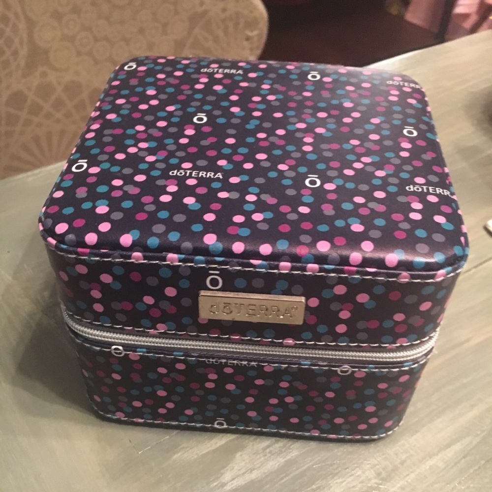 Doterra essential oil holder